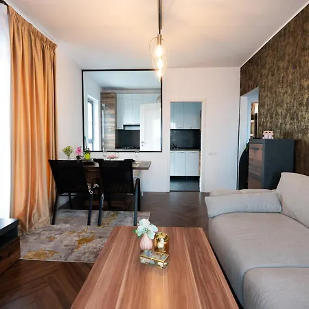 公寓 Soni Luxury 83 Plaza With Private Parking & Self Check-in *